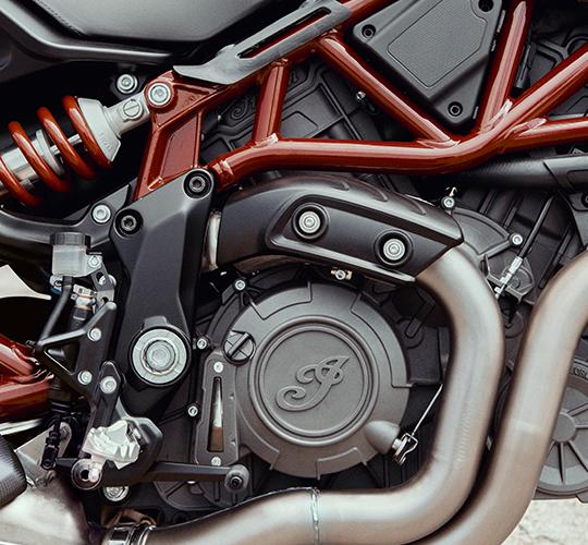 レースにインスパイアされたパフォーマンス